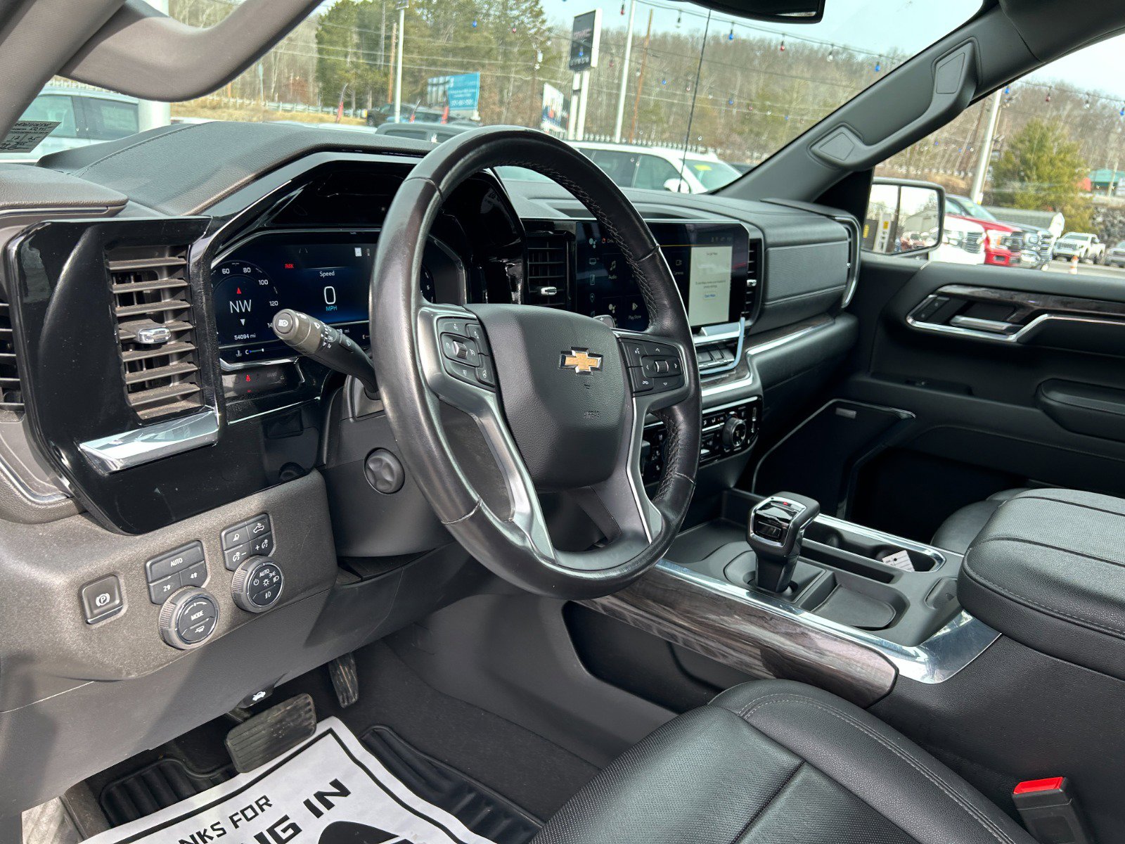 Used 2023 Chevrolet Silverado 1500 LTZ image 13