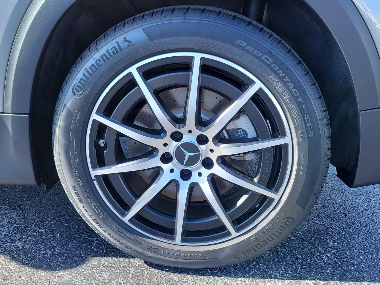 New 2025 Mercedes-Benz GLB 35 AMG 4MATIC image 9