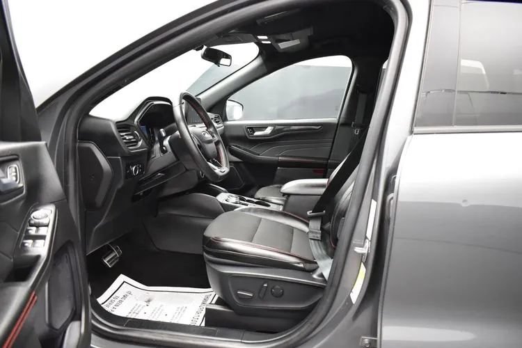 Used 2024 Ford Escape ST-Line FWD image 14