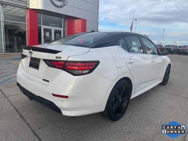 Used 2022 Nissan Sentra SR w/ Midnight Edition image 11