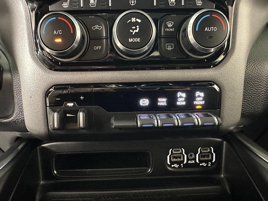 Used 2022 RAM 3500 Laramie AWD/4WD image 34