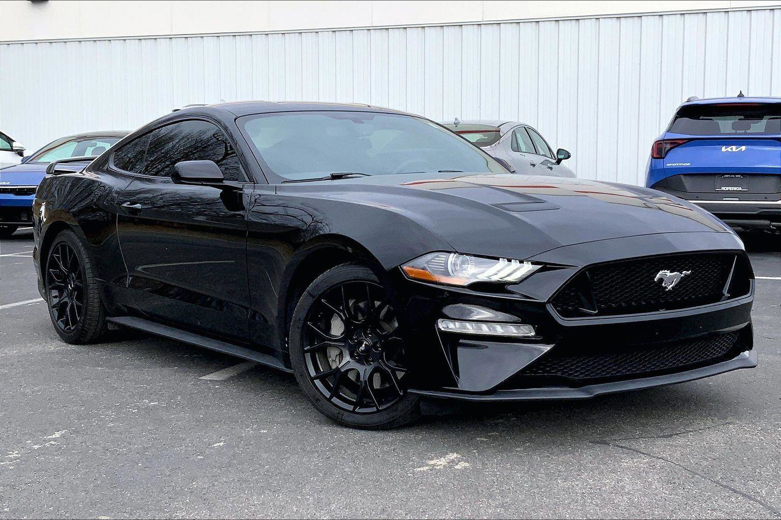 Used 2019 Ford Mustang Coupe w/ Ecoboost Performance Package image 27