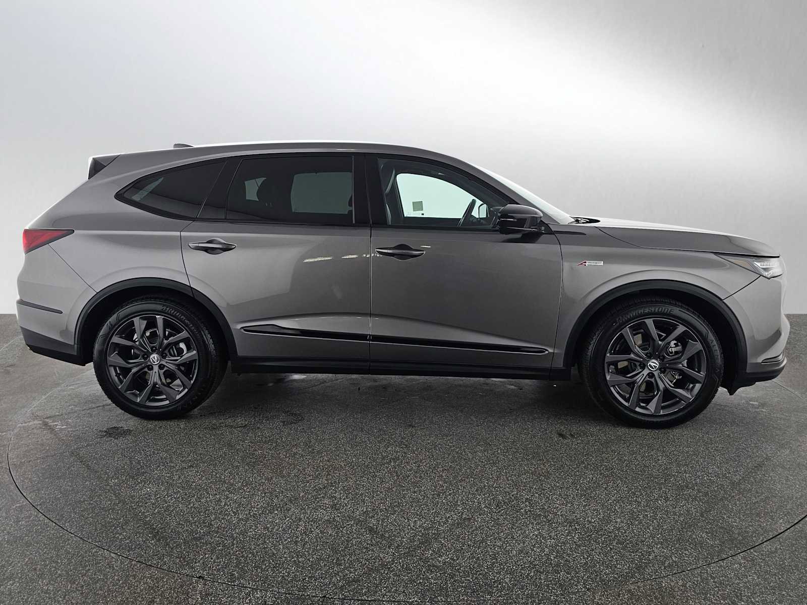 Used 2023 Acura MDX A-Spec AWD/4WD image 2