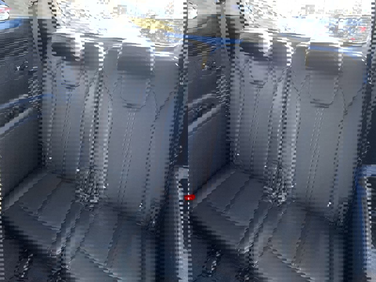 Used 2024 Kia Sorento S image 22