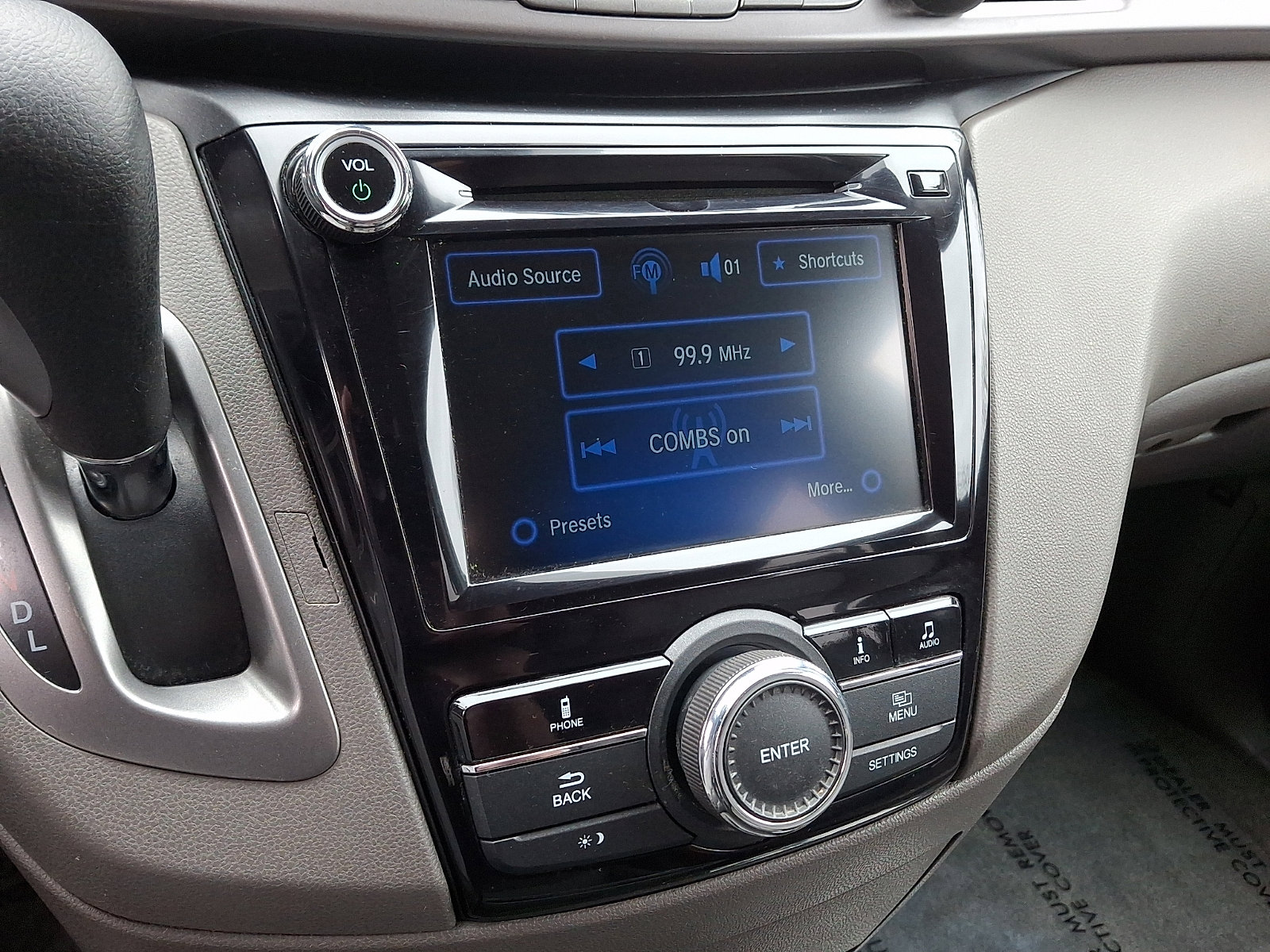 Used 2017 Honda Odyssey EX-L image 16