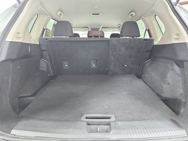 Used 2023 Nissan Rogue SV FWD image 45