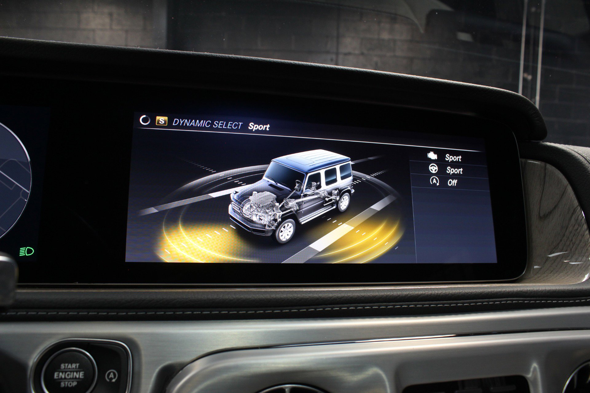 Used 2022 Mercedes-Benz G 550 w/ Exclusive Interior Package image 58