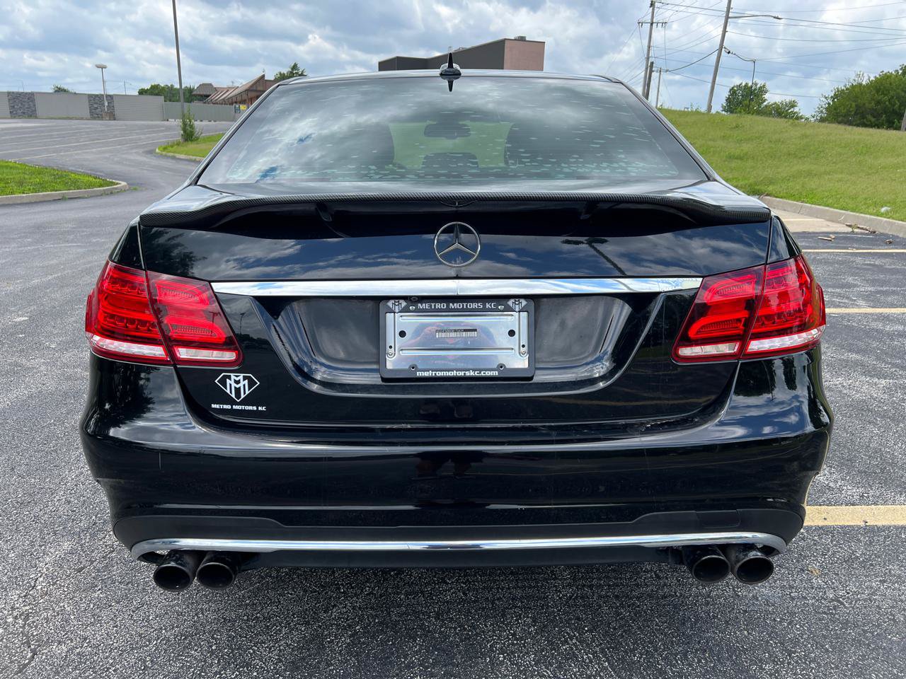 Used 2016 Mercedes-Benz E 350 Sedan w/ Premium Package image 4