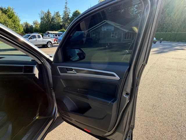 Used 2019 Volkswagen Atlas SEL AWD/4WD image 34
