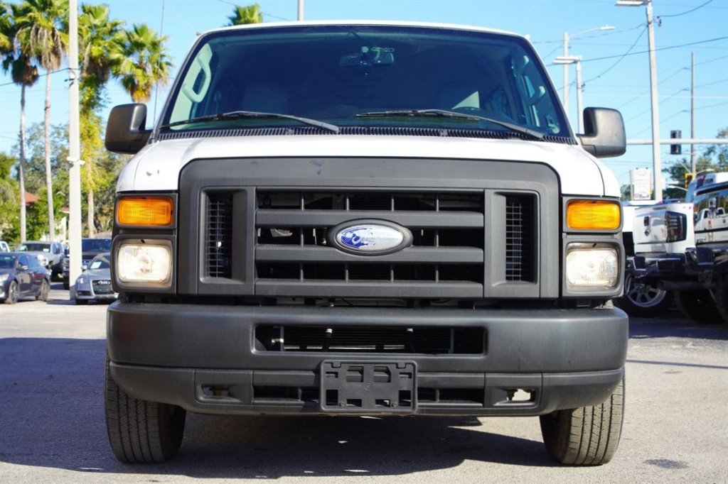 Used 2014 Ford E-350 and Econoline 350 XL w/ Interior Upgrade Package RWD image 19
