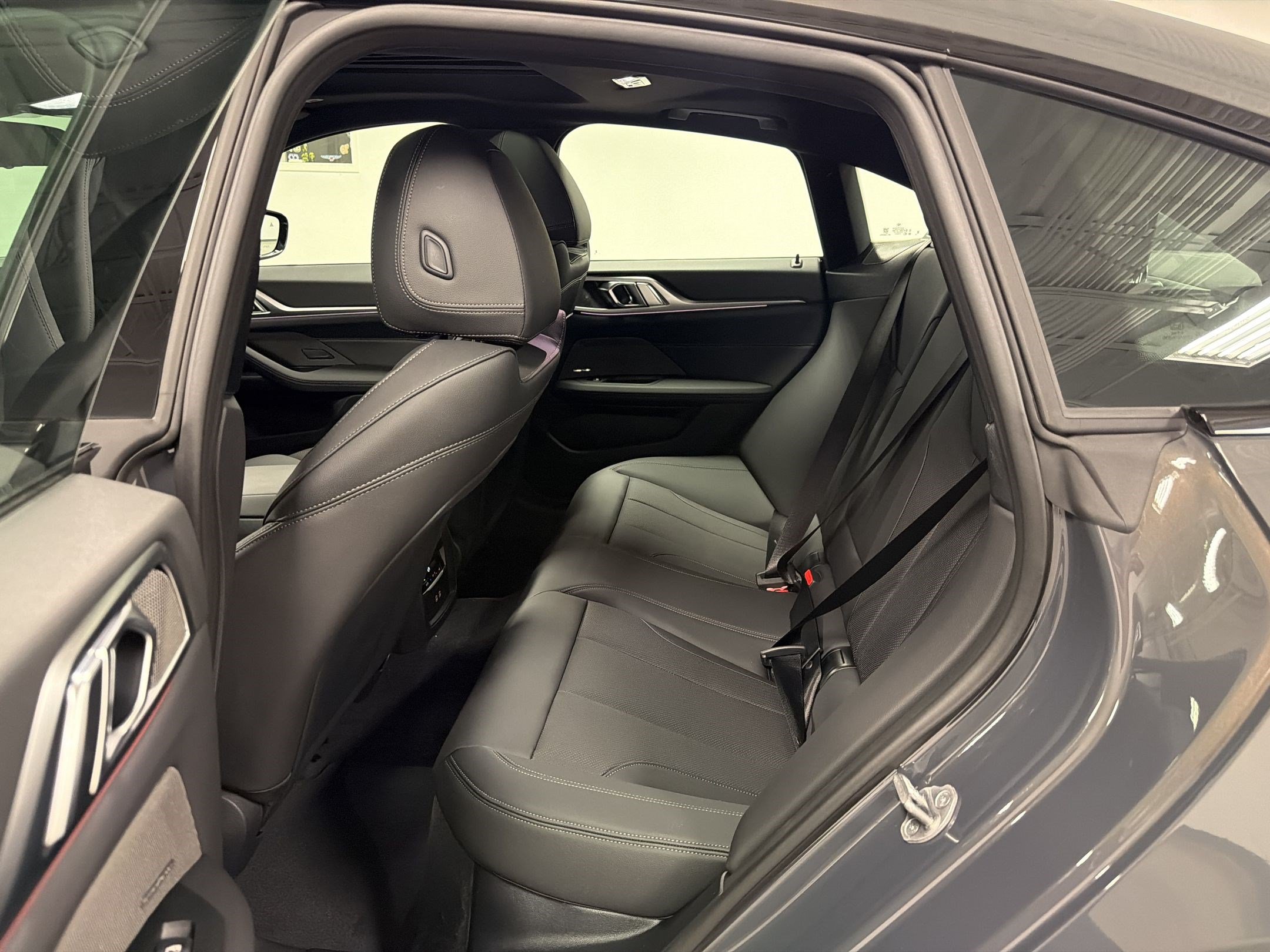 New 2026 BMW 430i w/ M Sport Package RWD image 23
