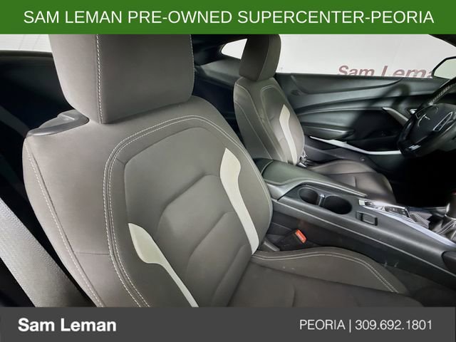 Used 2020 Chevrolet Camaro LT image 25