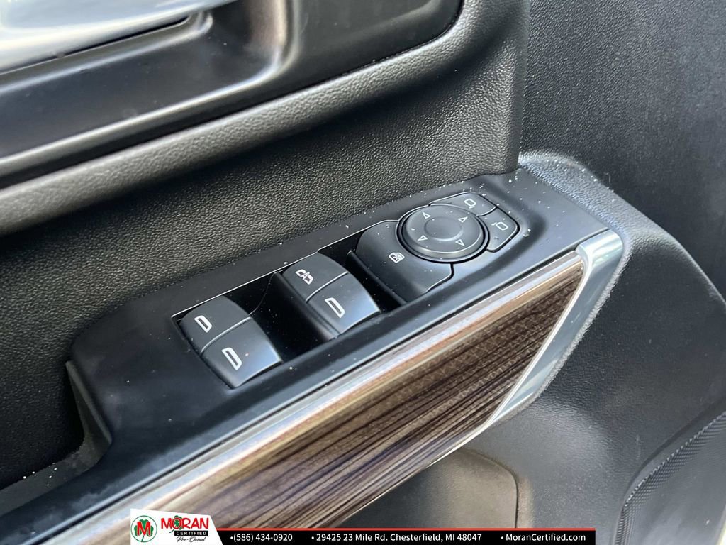 Used 2021 Chevrolet Silverado 2500 LT w/ Convenience Package image 16