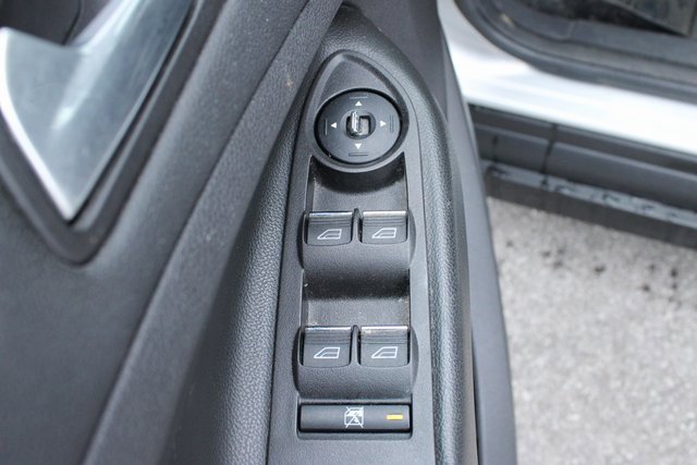 Used 2013 Ford C-MAX Energi SEL image 11