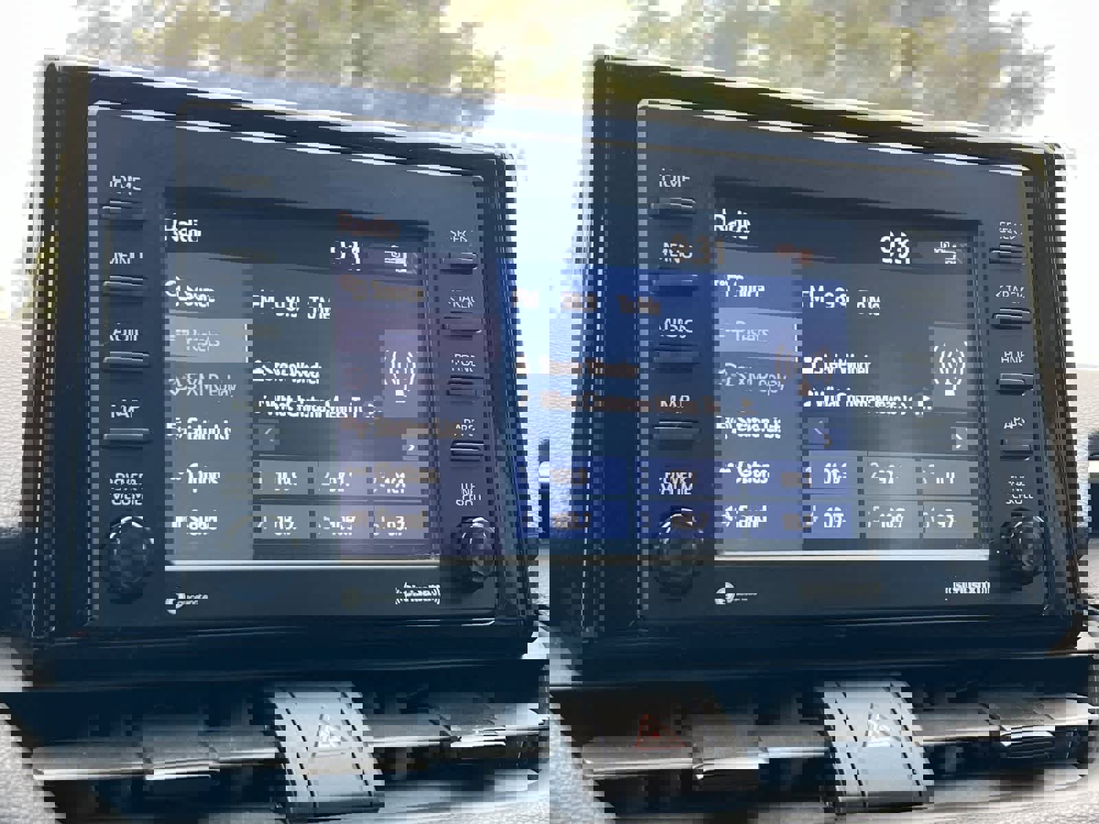 Used 2020 Toyota RAV4 XLE image 18