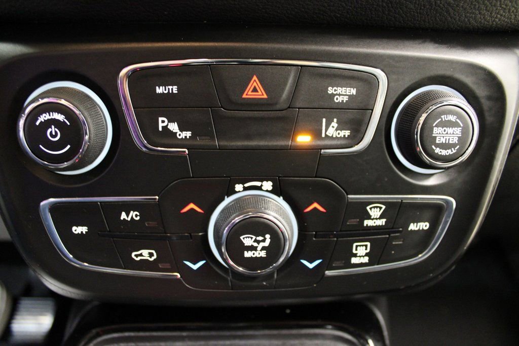 Used 2021 Jeep Compass Limited AWD/4WD image 18
