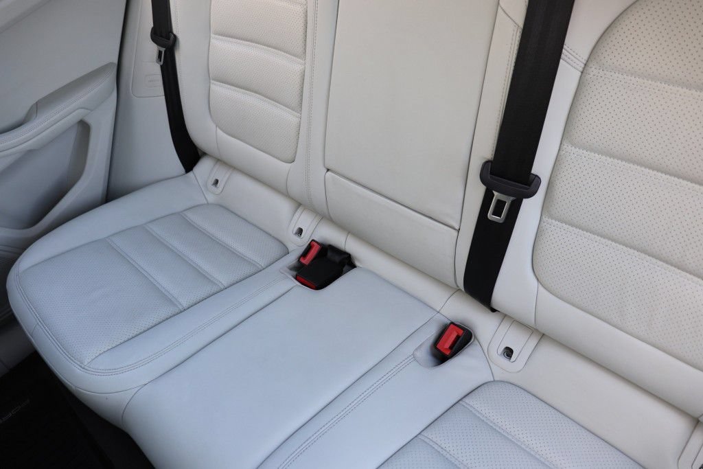 Used 2018 Porsche Macan Turbo AWD/4WD image 65