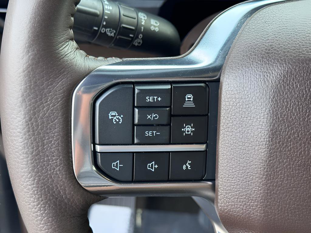 Used 2024 Ford Expedition Max King Ranch image 17