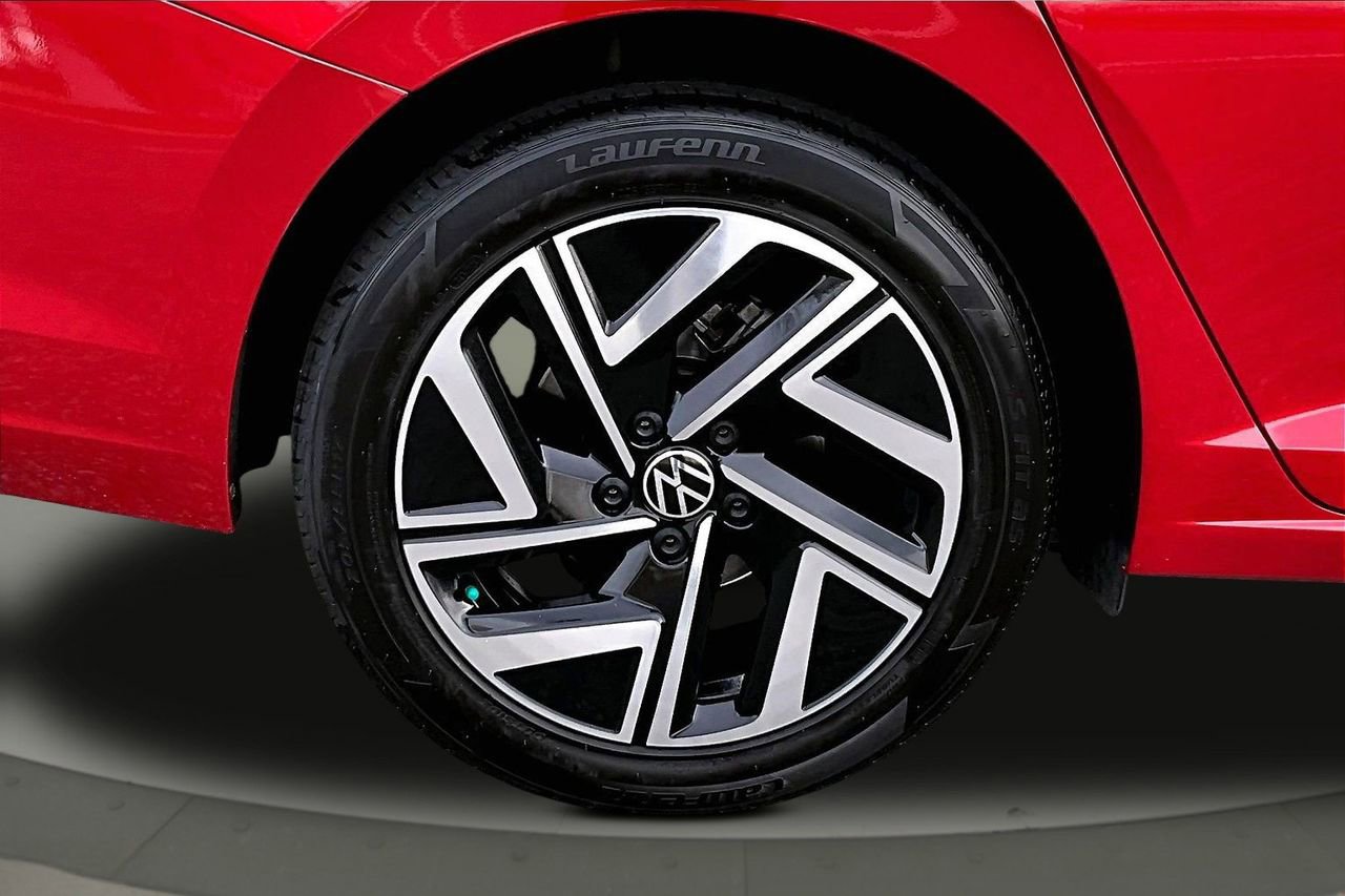 Used 2022 Volkswagen Jetta SEL image 37