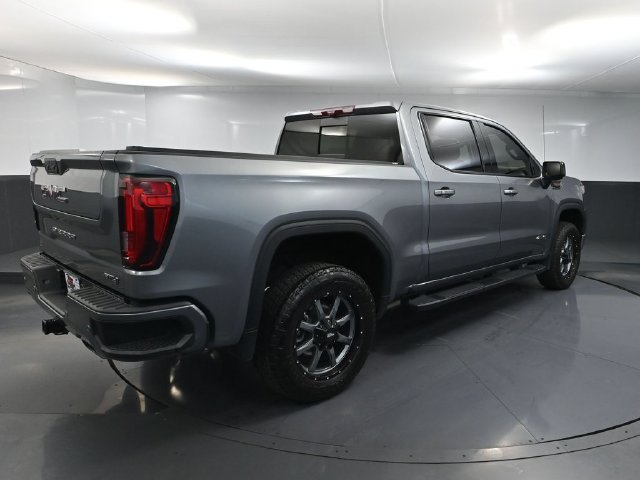 Used 2020 GMC Sierra 1500 AT4 w/ AT4 Premium Package AWD/4WD image 4