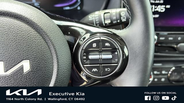 Certified 2025 Kia Soul EX FWD image 14