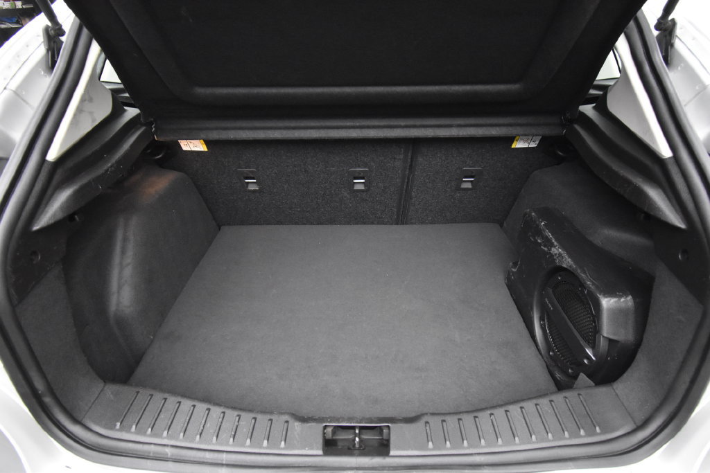 Used 2018 Ford Focus Titanium FWD image 25