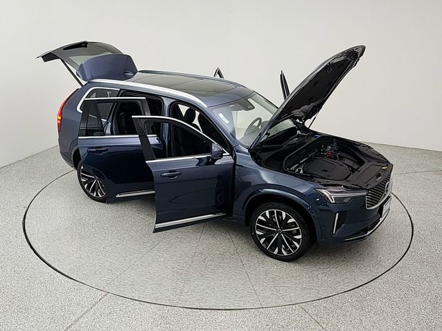 New 2026 Volvo XC90 B6 Plus w/ Protection Package AWD/4WD image 39