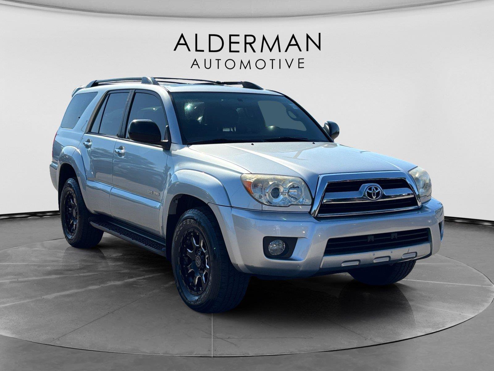 Used 2008 Toyota 4Runner SR5 AWD/4WD image 7
