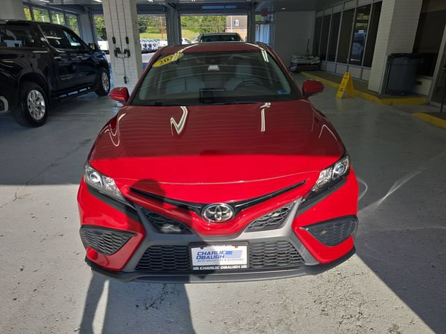 Used 2022 Toyota Camry SE w/ Carpet Mat Package (TMS) FWD image 8