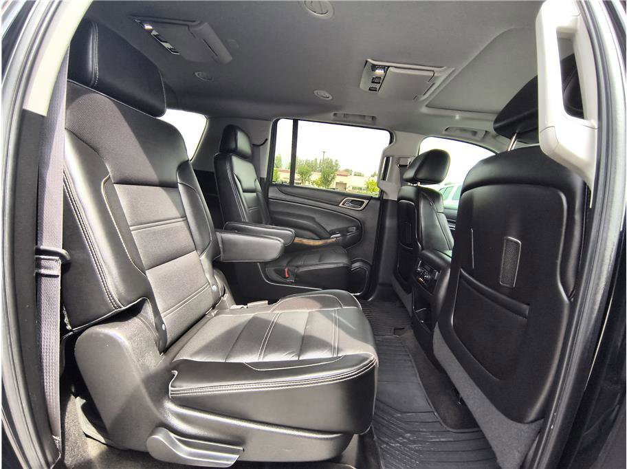 Used 2016 GMC Yukon XL Denali w/ Open Road Package image 17