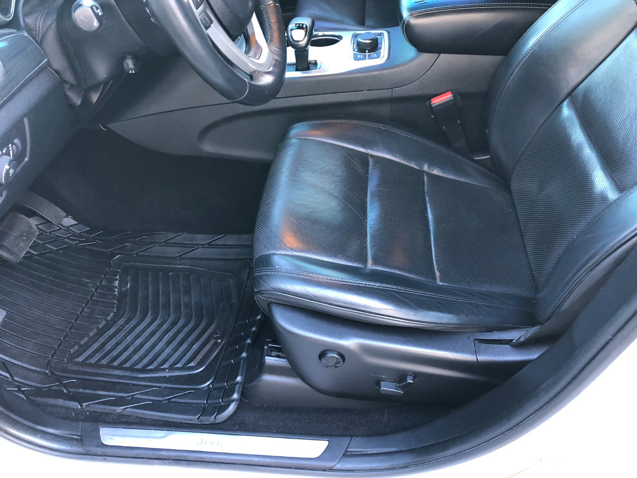 Used 2015 Jeep Grand Cherokee High Altitude image 11