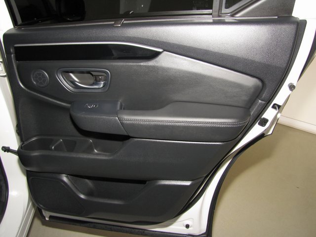 Certified 2024 Honda Pilot Touring image 19
