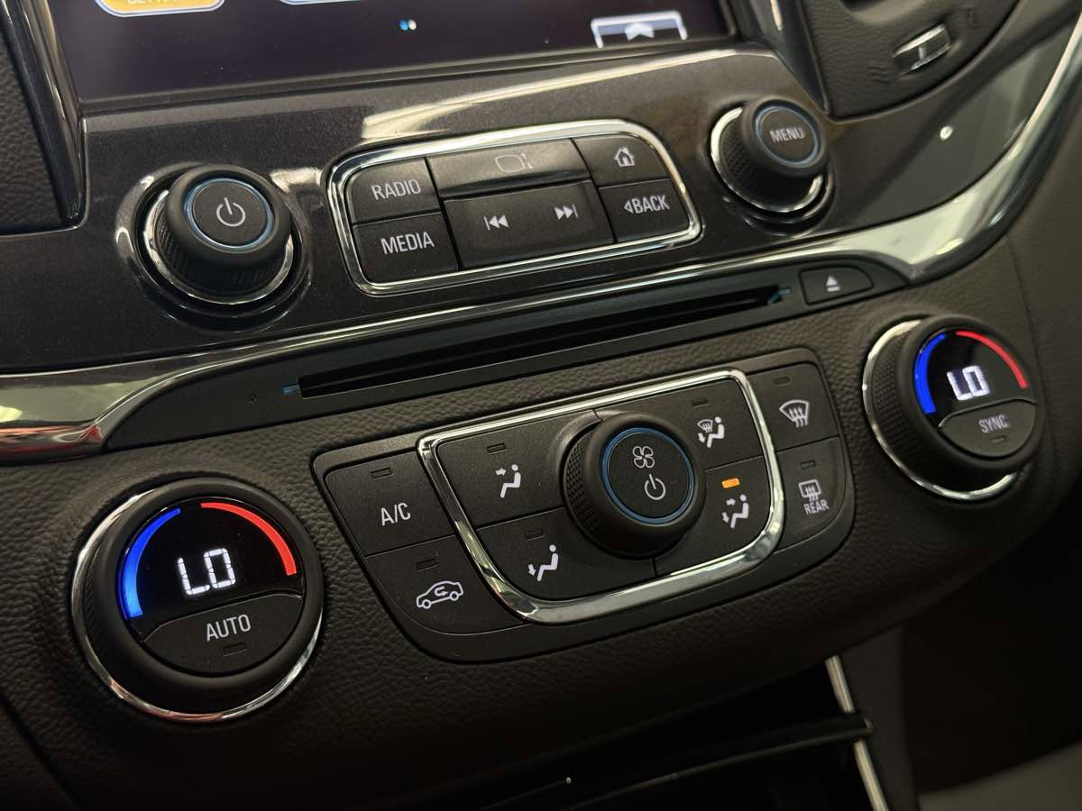 Used 2019 Chevrolet Impala Premier w/ Premier Confidence Package FWD image 47