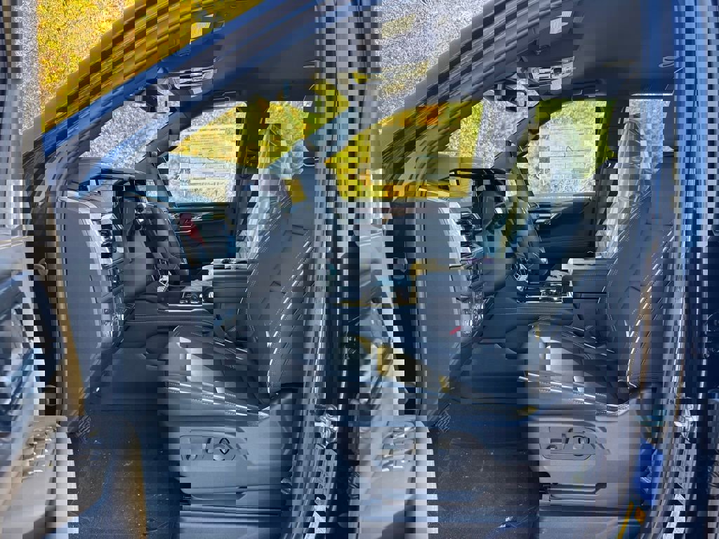 New 2026 GMC Yukon Elevation image 21