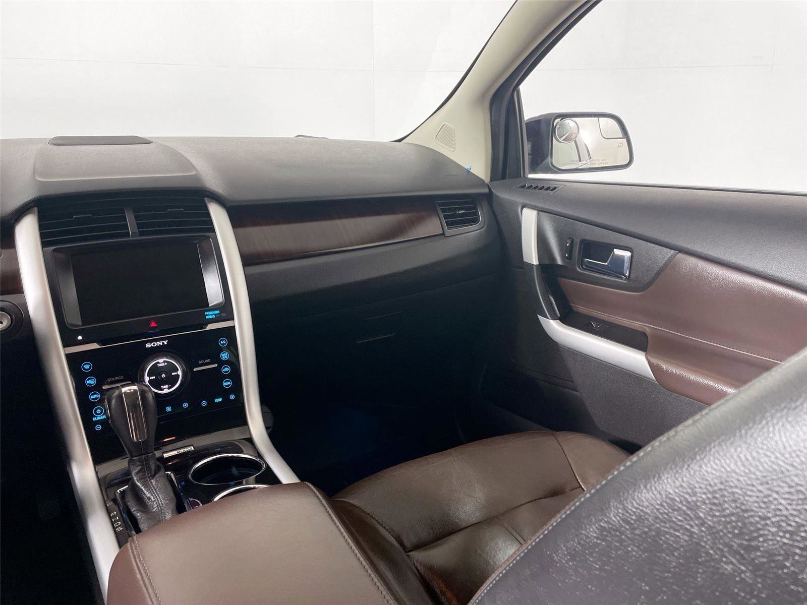 Used 2013 Ford Edge Limited image 23