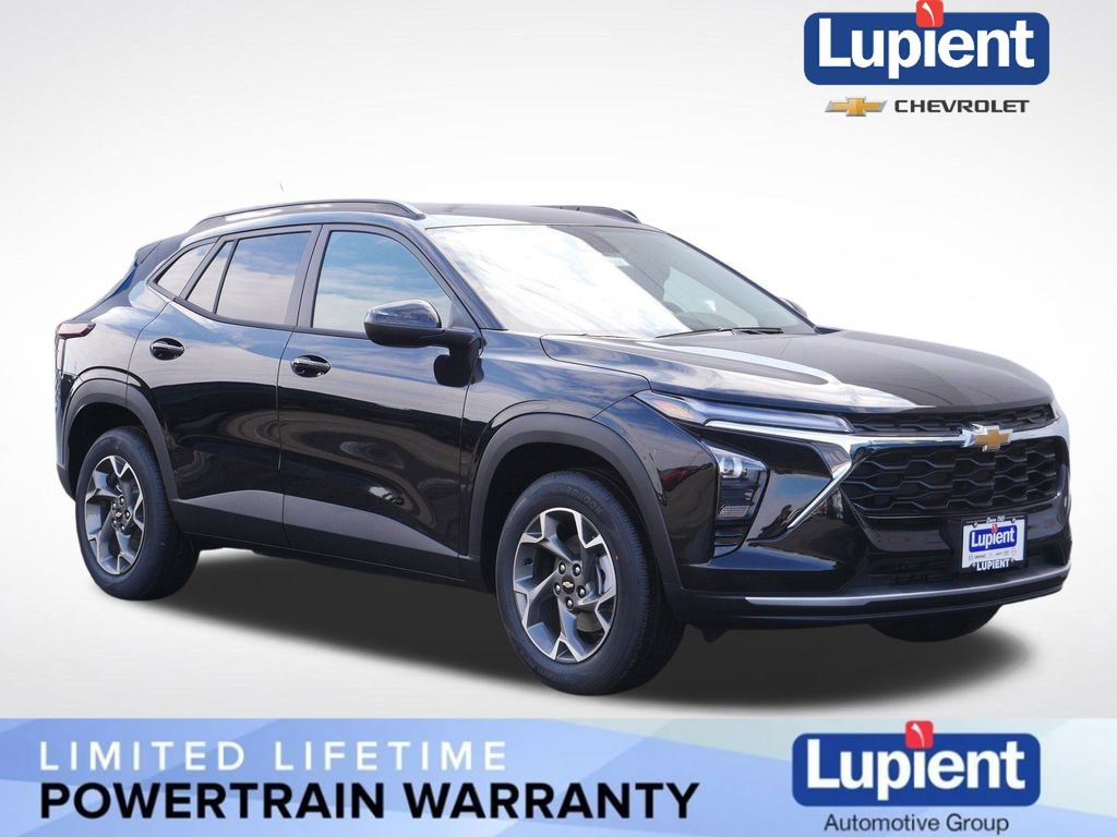 New 2026 Chevrolet Trax LT w/ Driver Confidence Package image 1