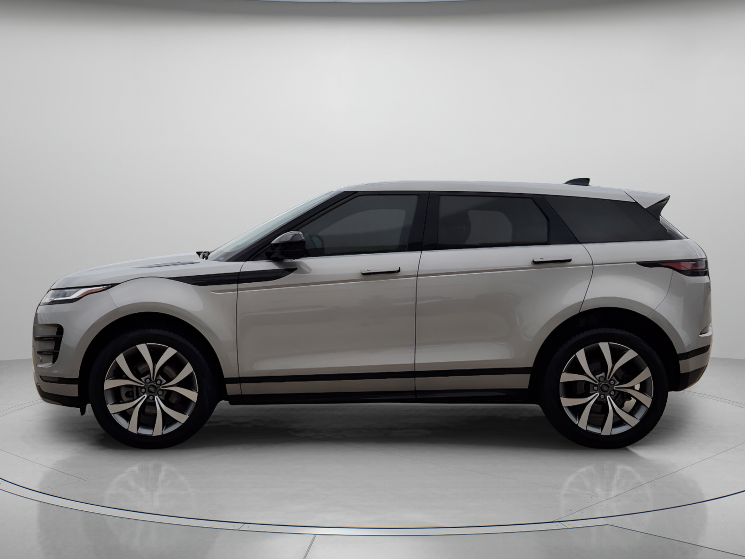 Certified 2023 Land Rover Range Rover Evoque R-Dynamic S AWD/4WD video 2