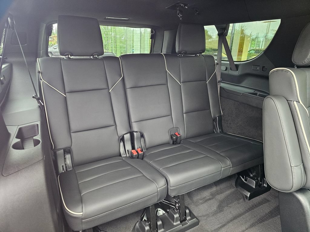 Certified 2026 Cadillac Escalade ESV Sport w/ LPO, Floor Liner Package AWD/4WD image 13