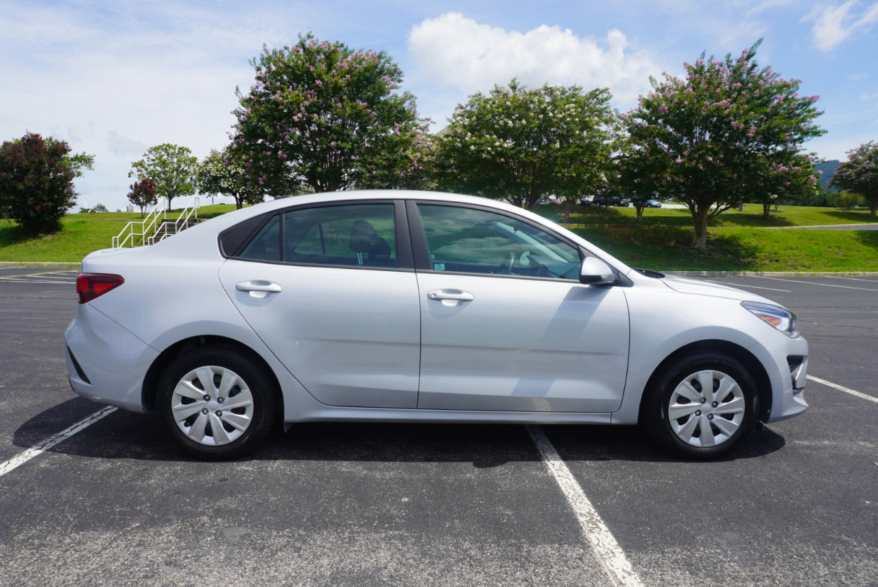 Used 2023 Kia Rio LX image 8