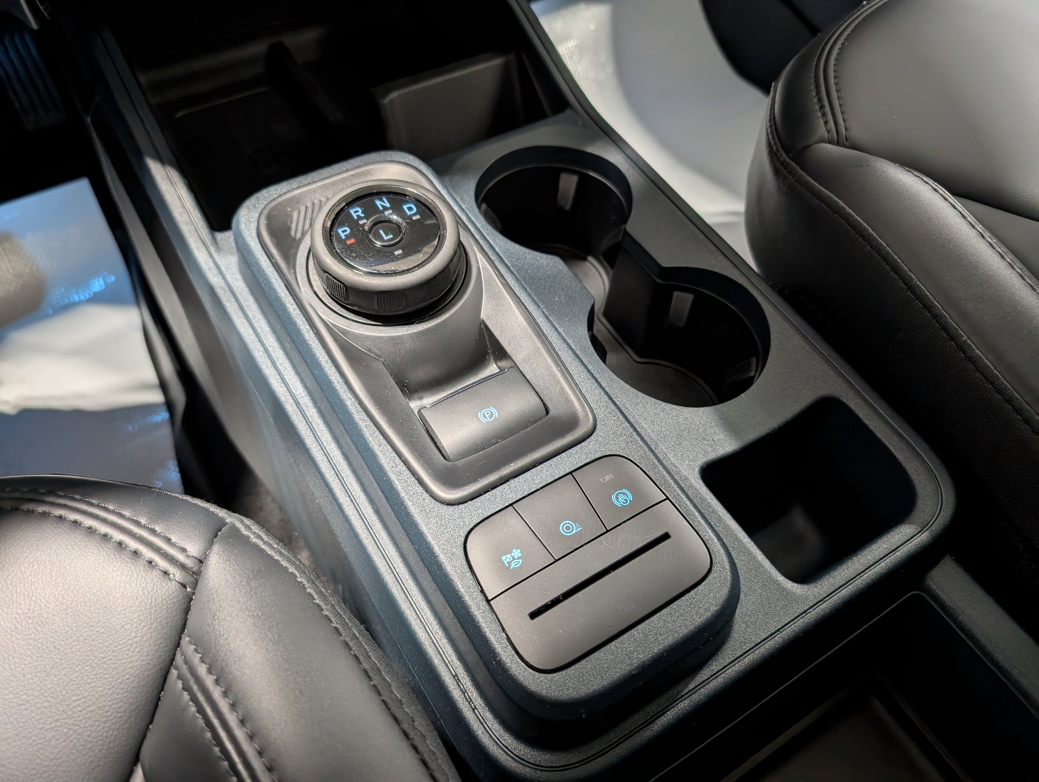 Used 2024 Ford Maverick Lariat w/ Black Appearance Package image 27