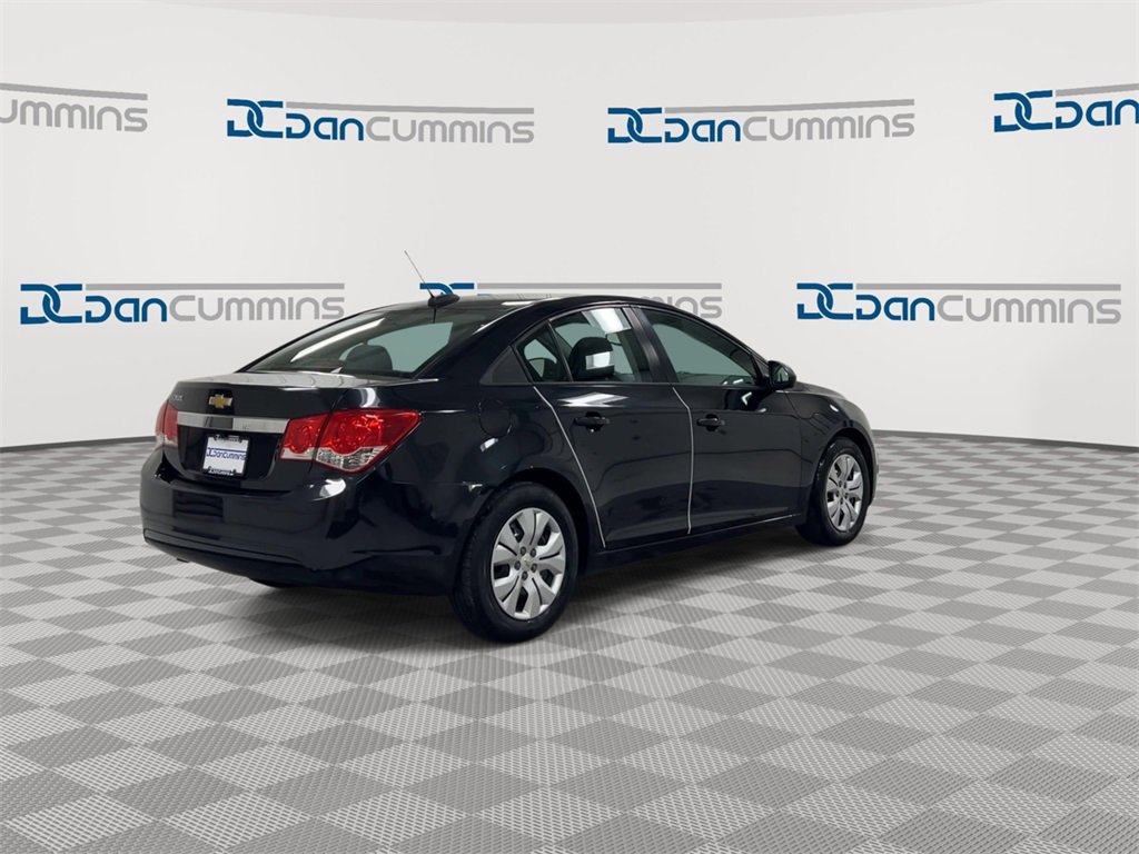 Used 2015 Chevrolet Cruze LS image 8