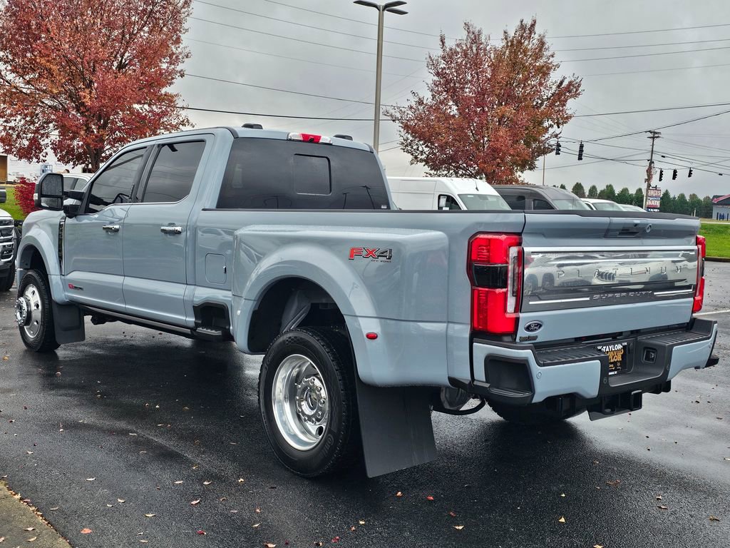 Used 2024 Ford F450 Platinum w/ FX4 Off-Road Package image 7
