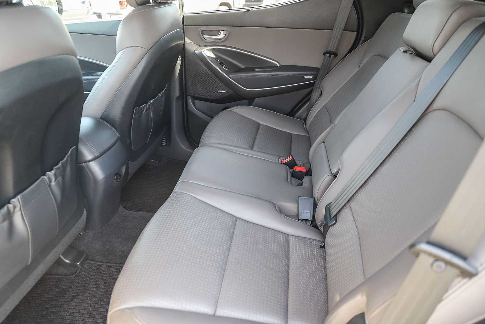 Used 2014 Hyundai Santa Fe Sport w/ Technology Package 04 FWD image 21