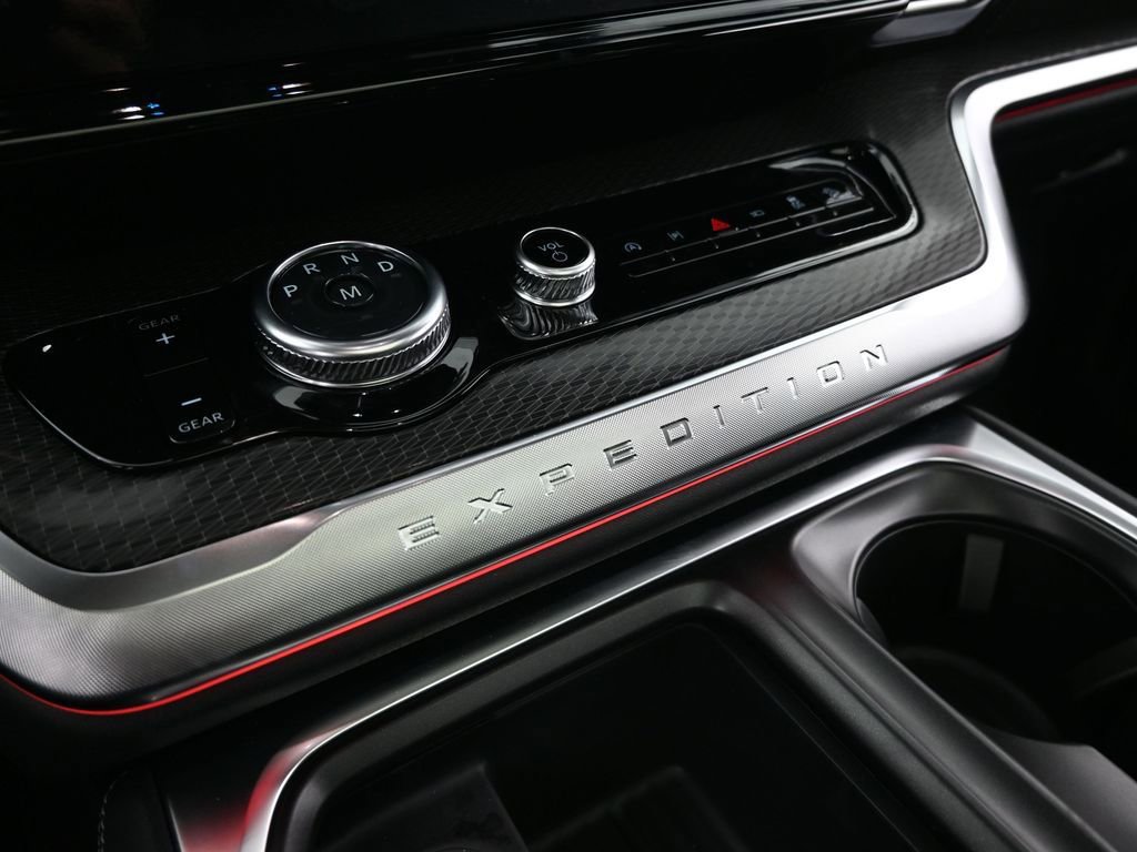 New 2026 Ford Expedition Platinum w/ Stealth Performance Package image 22