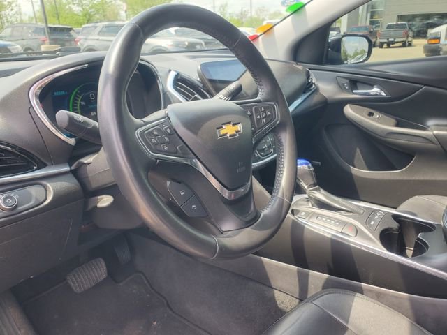 Used 2018 Chevrolet Volt Premier FWD image 9