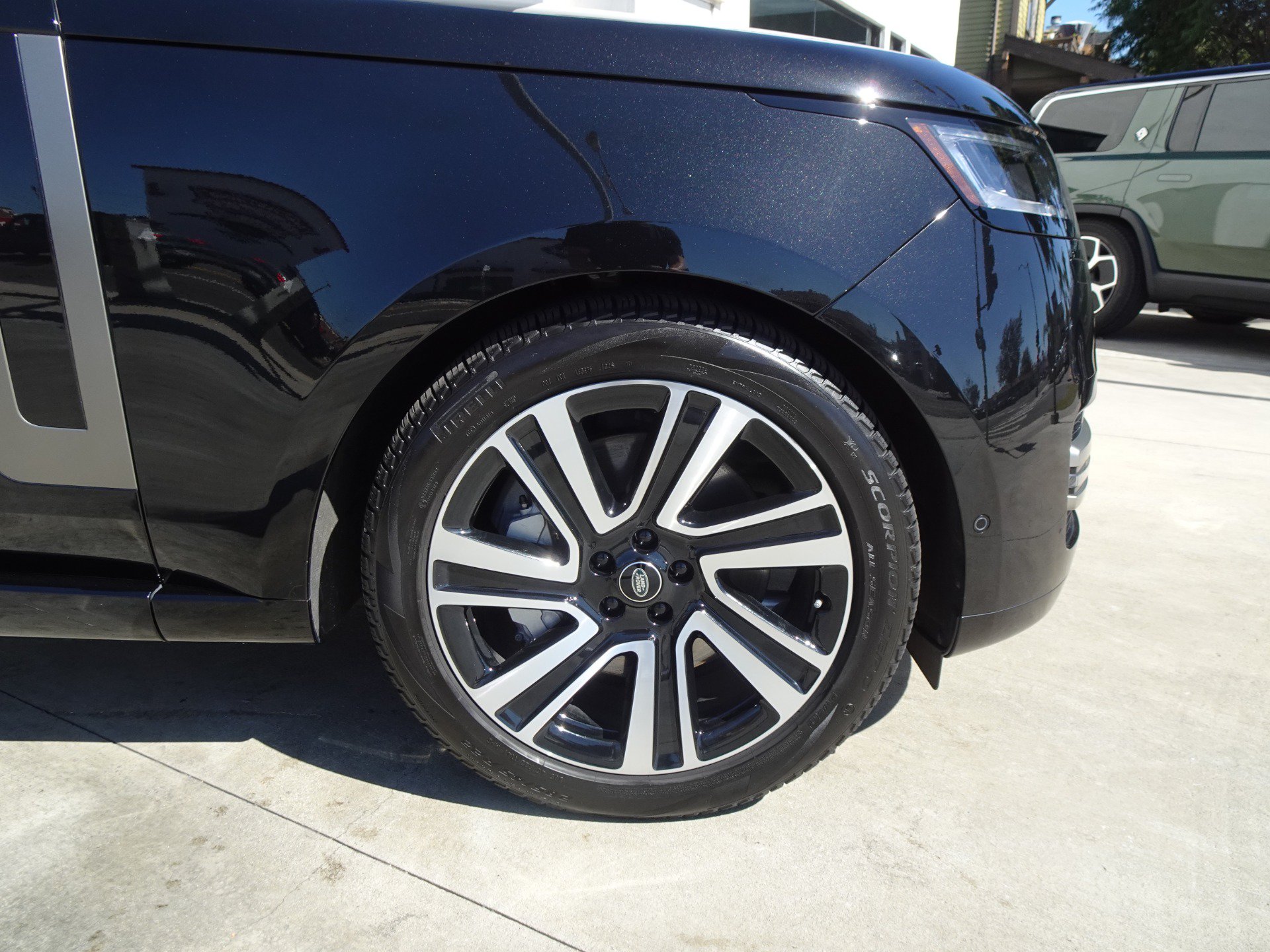 Used 2023 Land Rover Range Rover SE AWD/4WD image 10