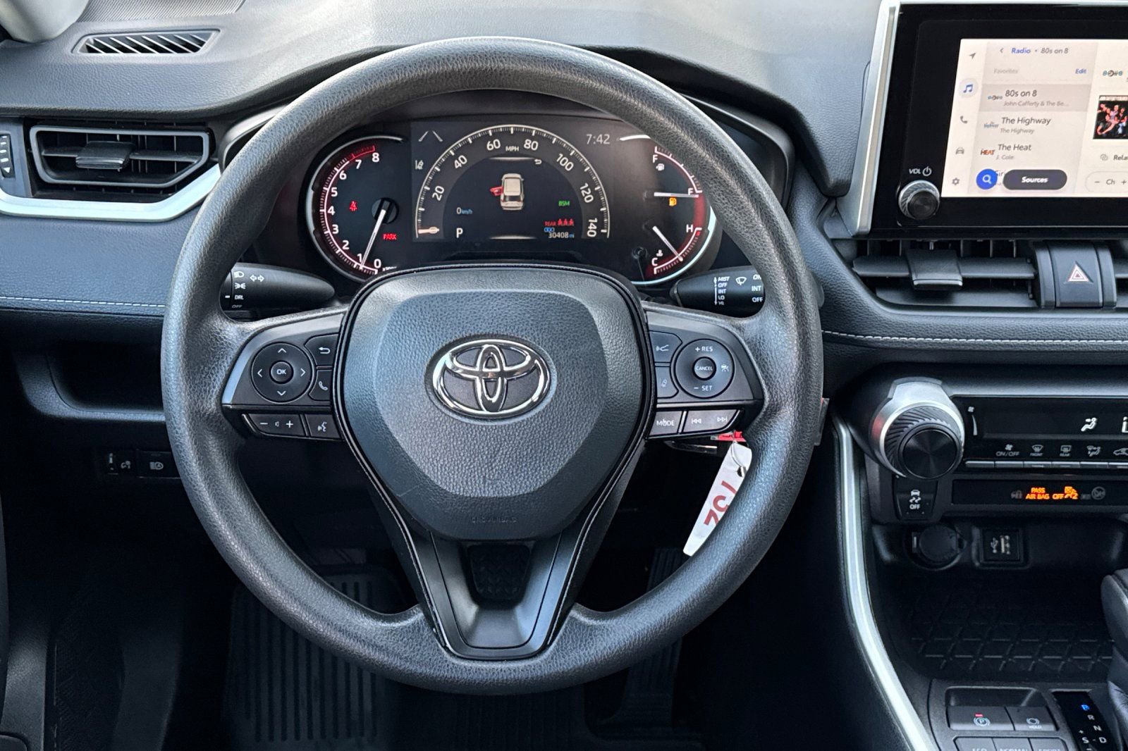 Used 2024 Toyota RAV4 LE image 16