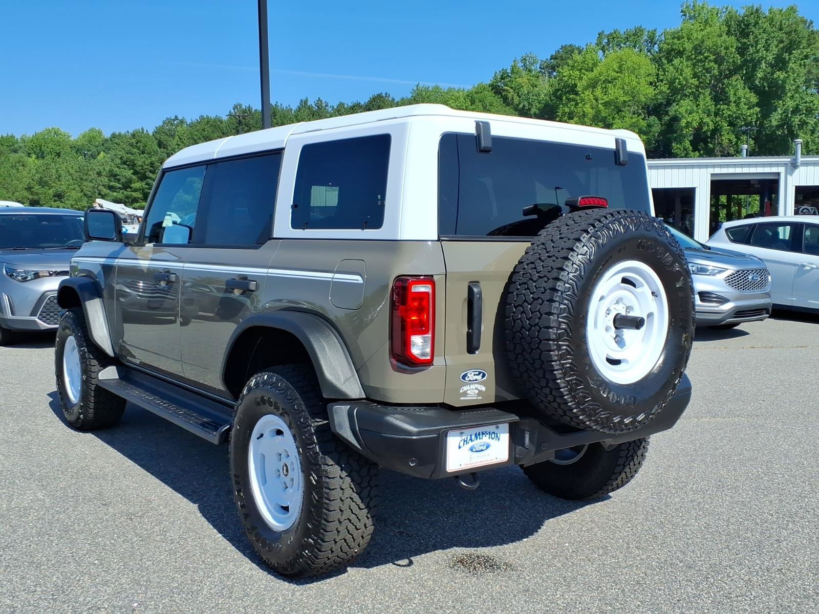 New 2026 Ford Bronco Heritage Edition AWD/4WD image 23
