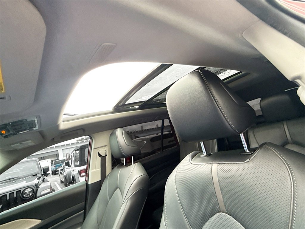 Used 2024 Toyota Grand Highlander Platinum image 23
