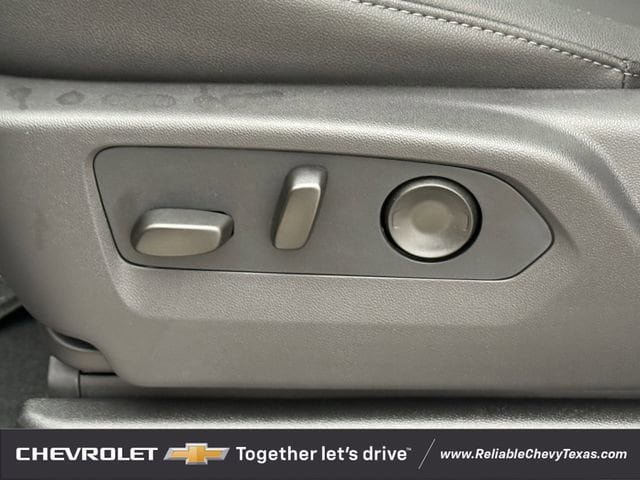 New 2026 Chevrolet Suburban Z71 w/ Comfort Package AWD/4WD image 30